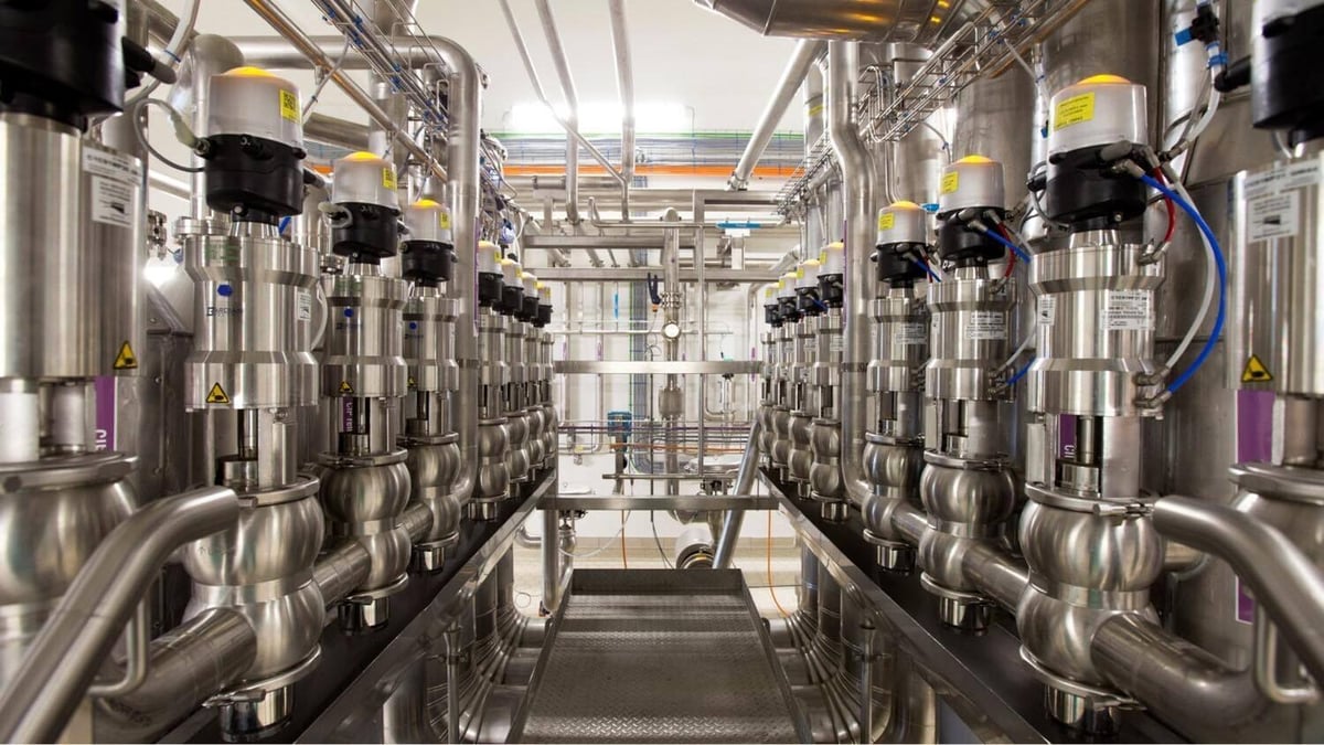 Work on a FrieslandCampina production line